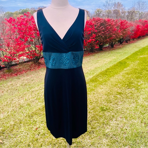 black dress for debut Kay Unger 5517419 main image 1